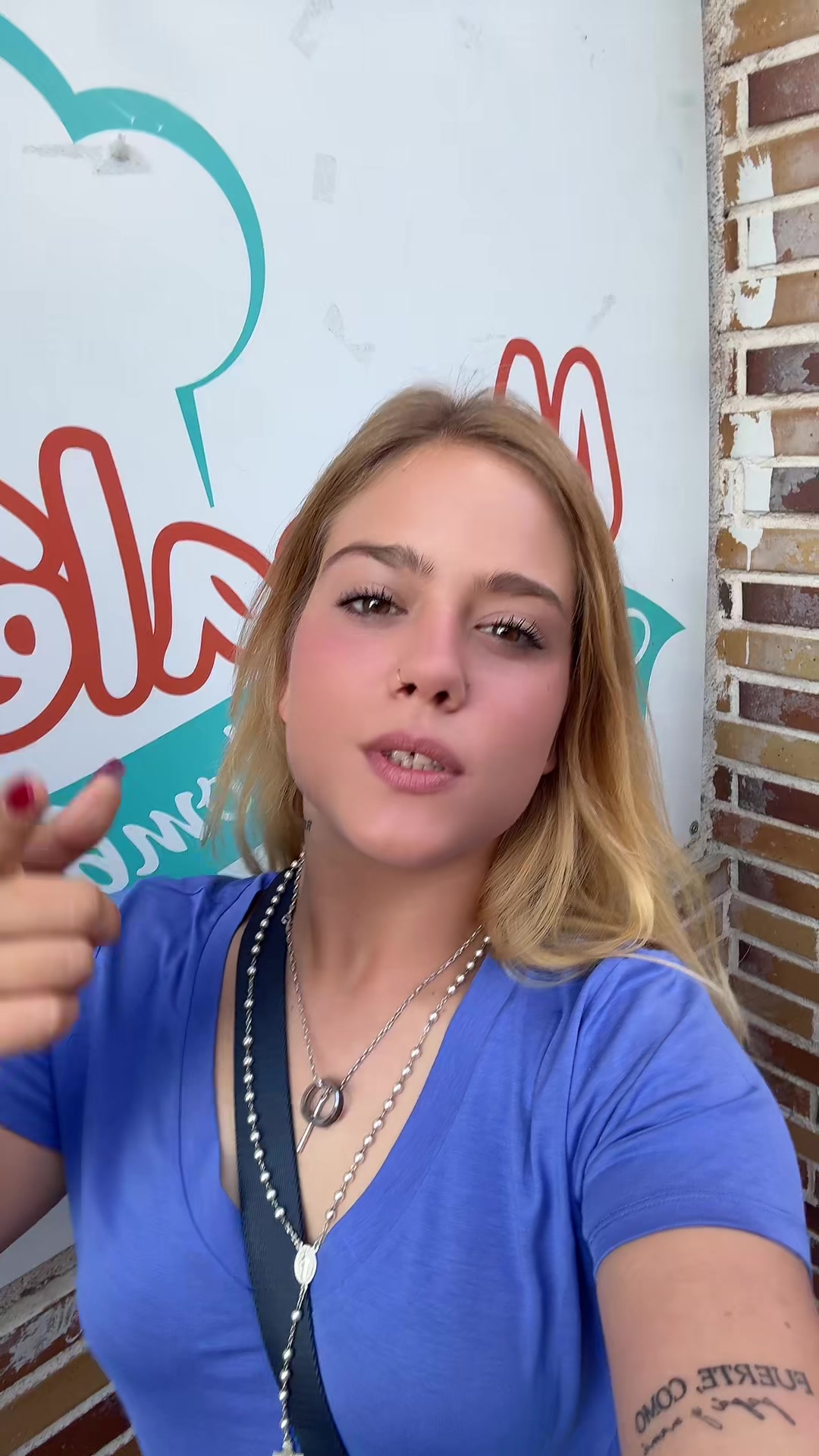 @Helena