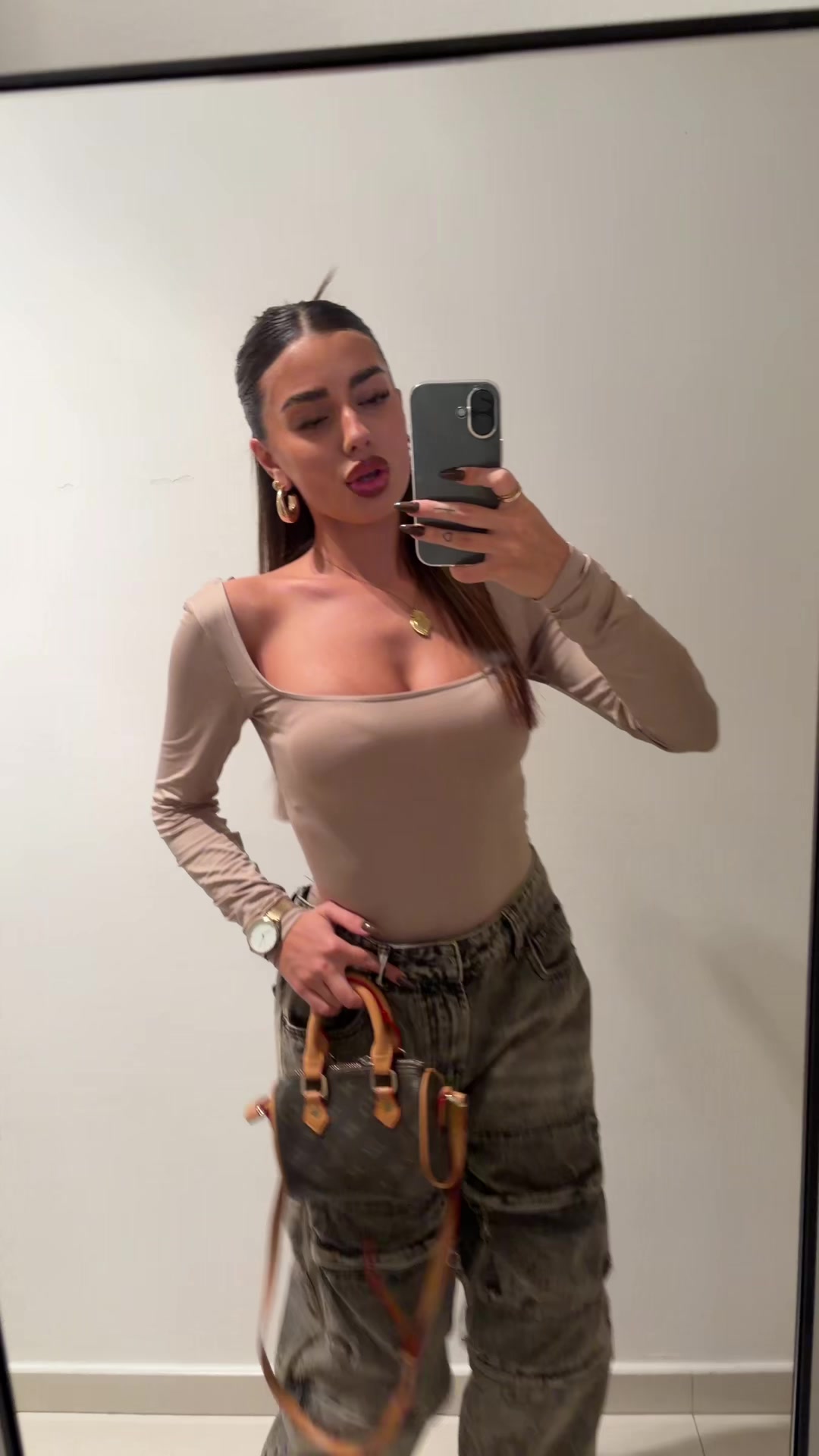 @Kelly.k