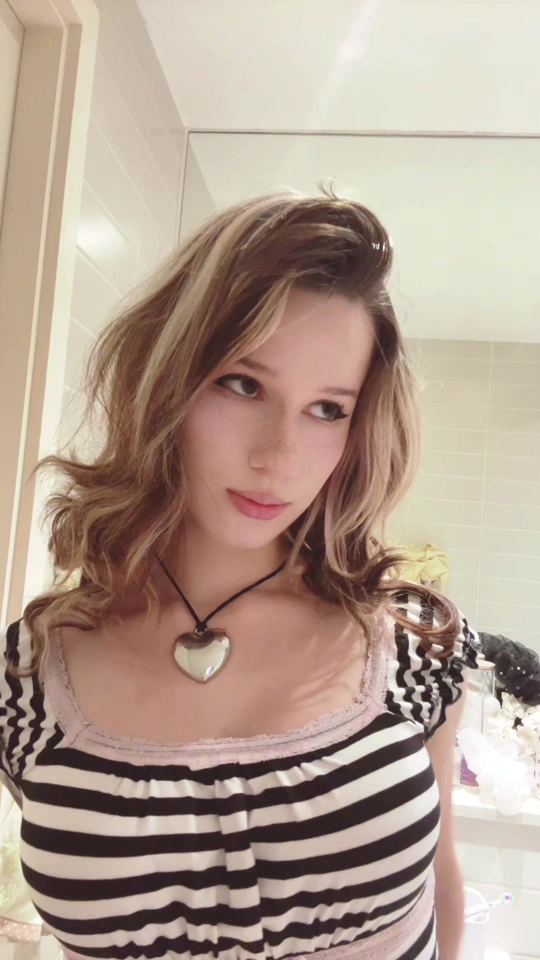 @hellokittystrawb