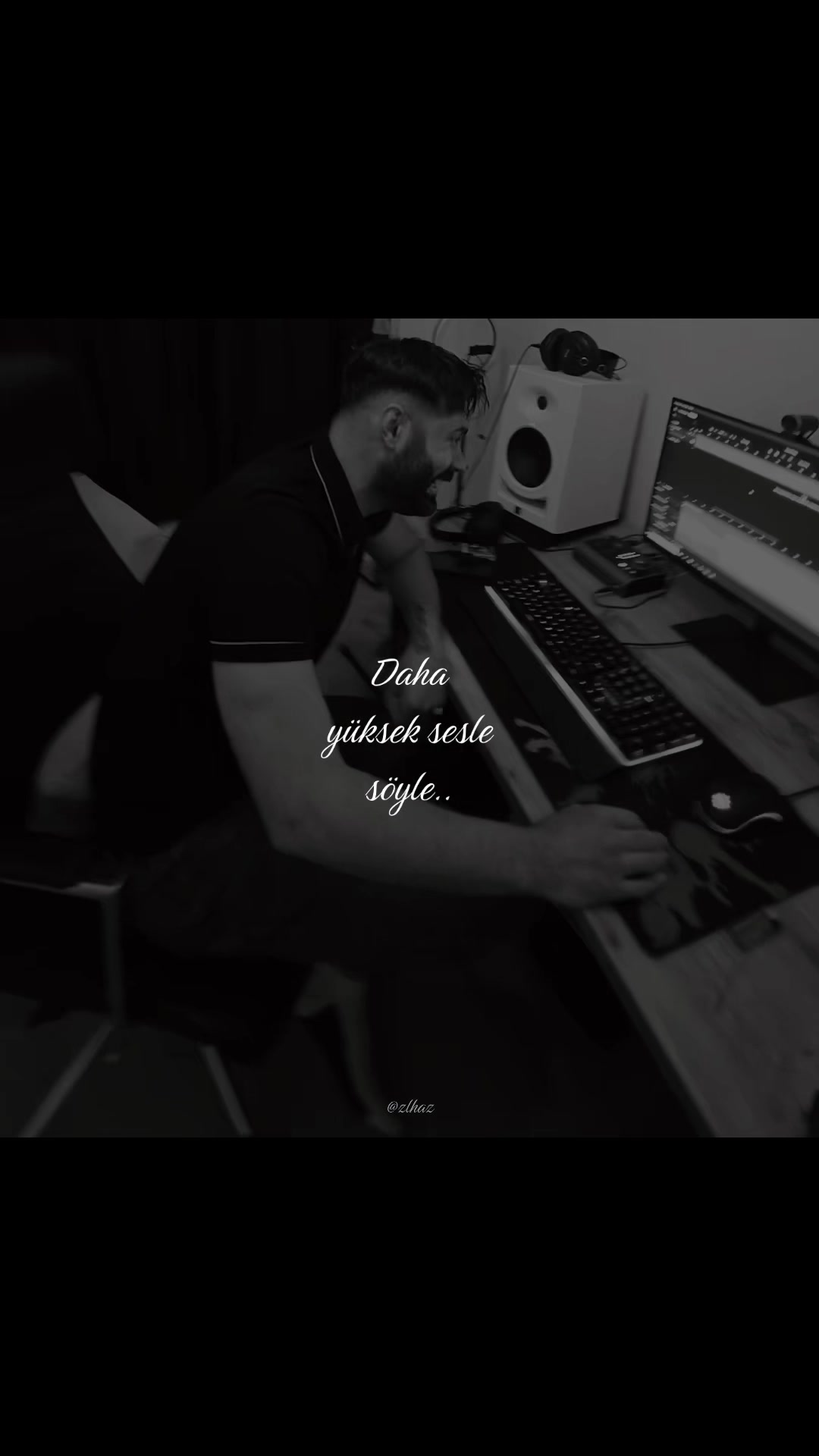 @𝒵.
