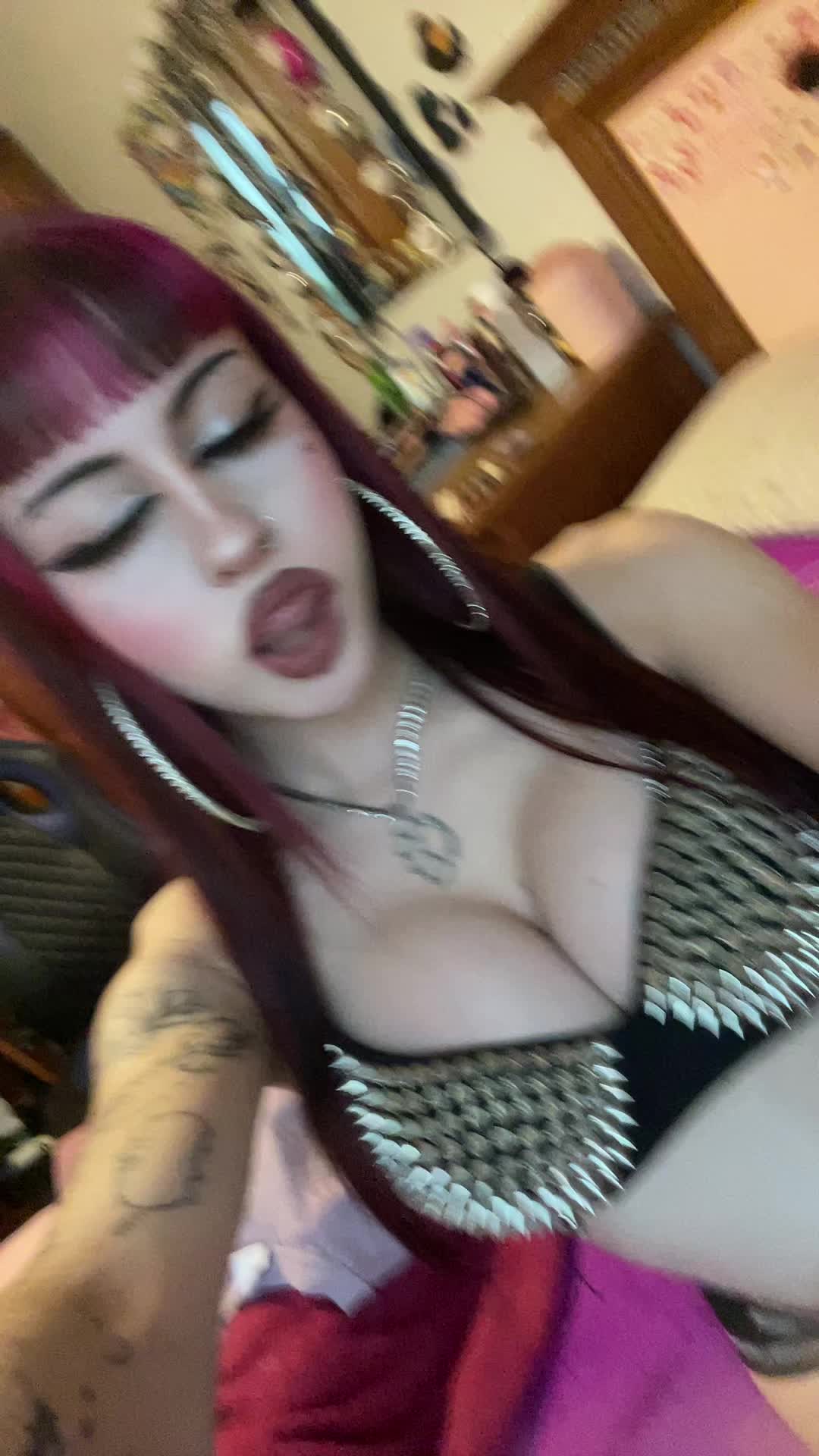 @marthha๐