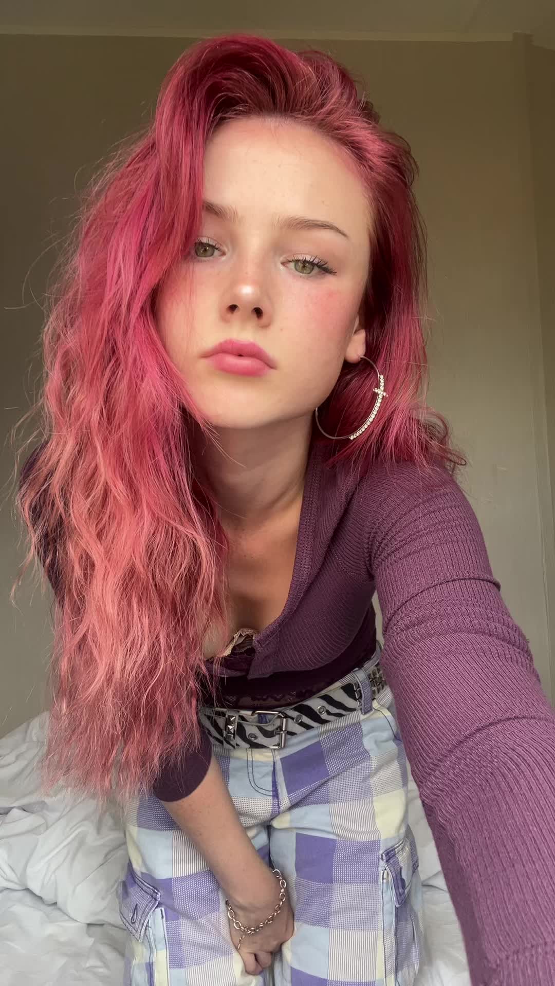 @🦄