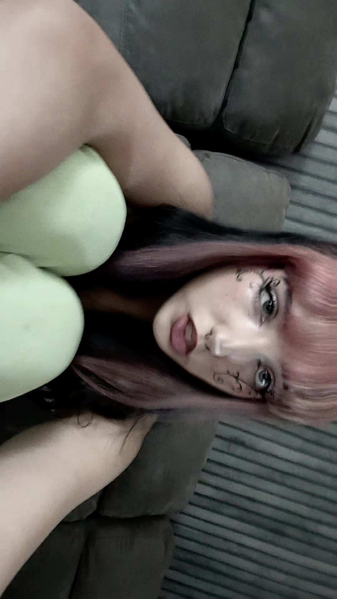@😵&zwj;💫