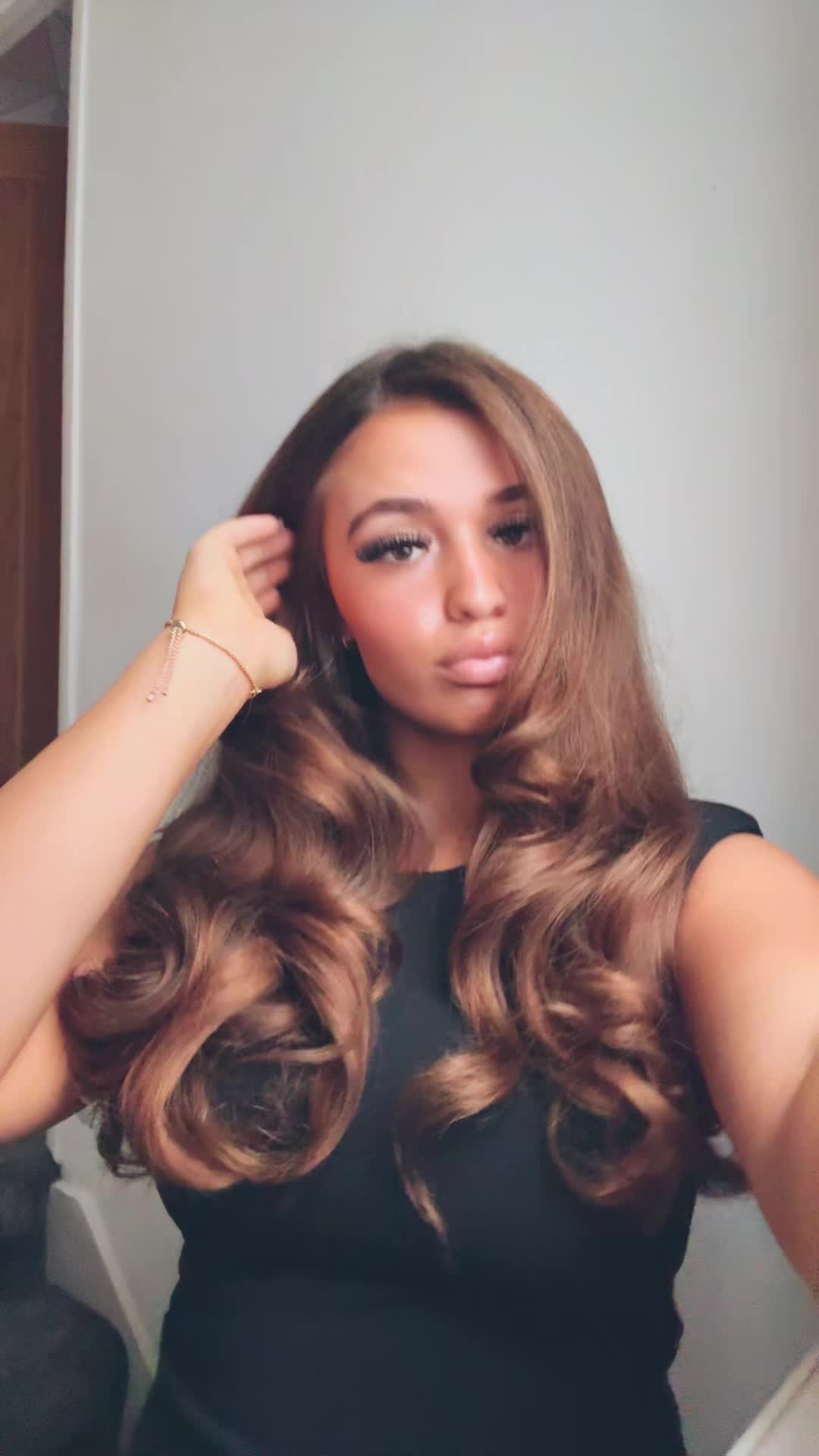 @bella lily