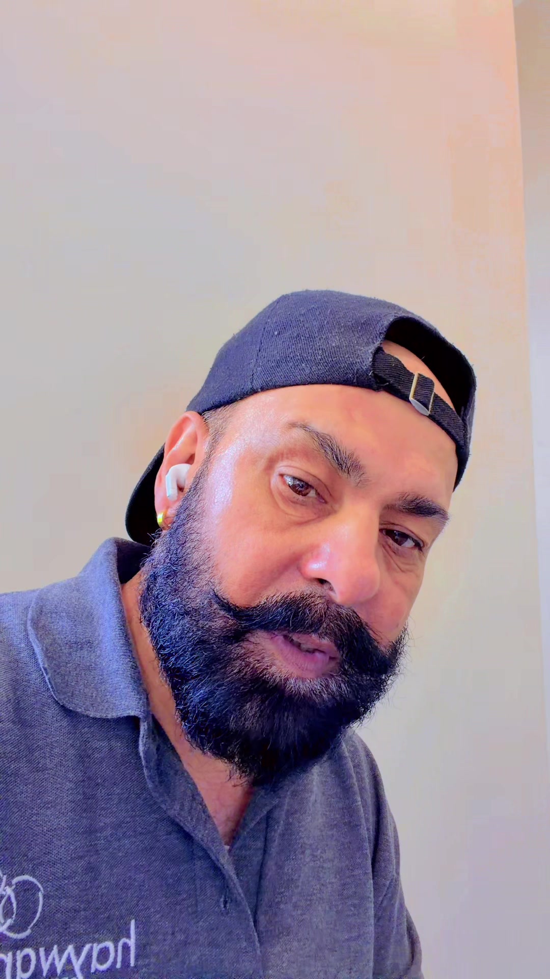 @Aman Grewal 🇬🇧