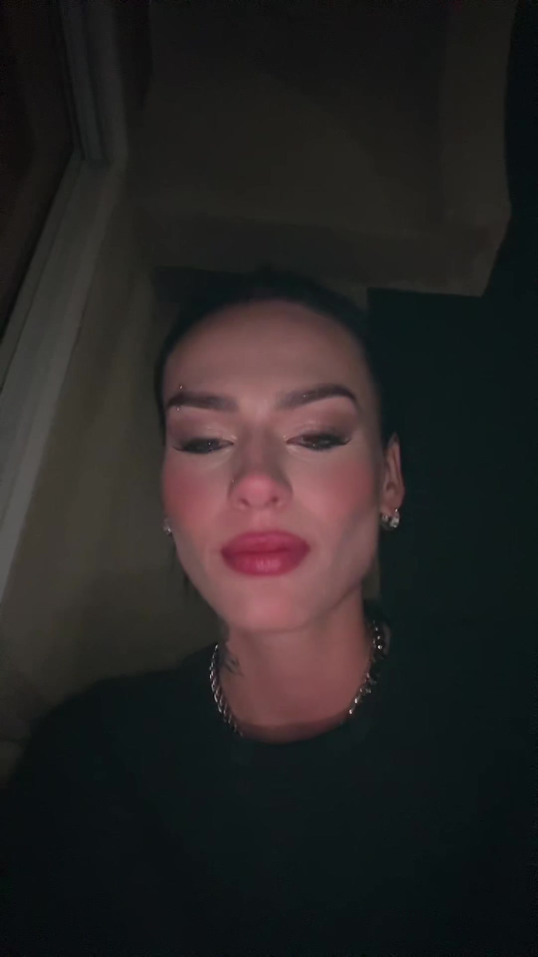 @notjustang
