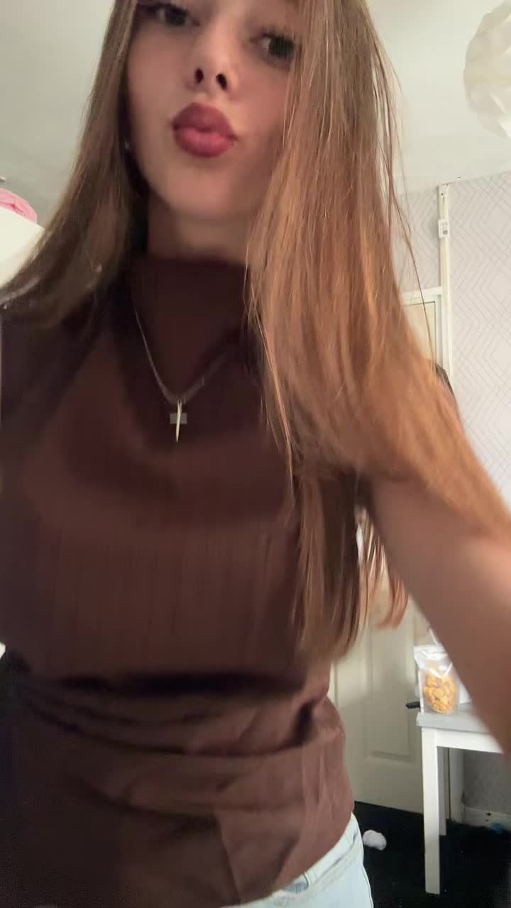 @𝐡𝐨𝐥𝐥𝐢𝐞ꨄ