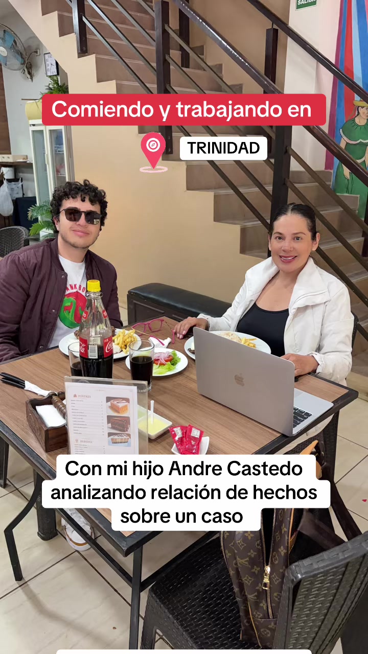 @Melania Torrico Pericón