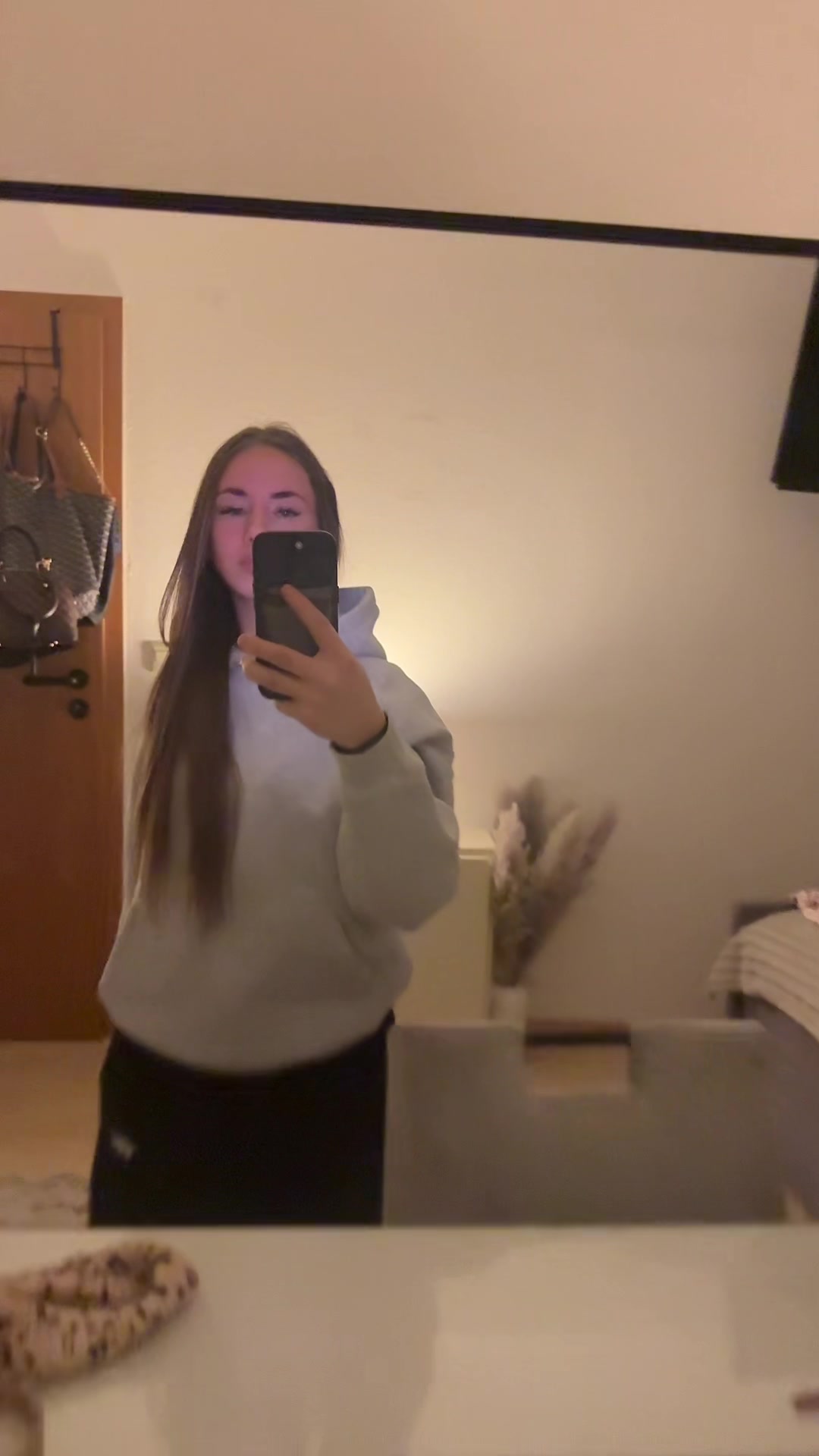 @annaa