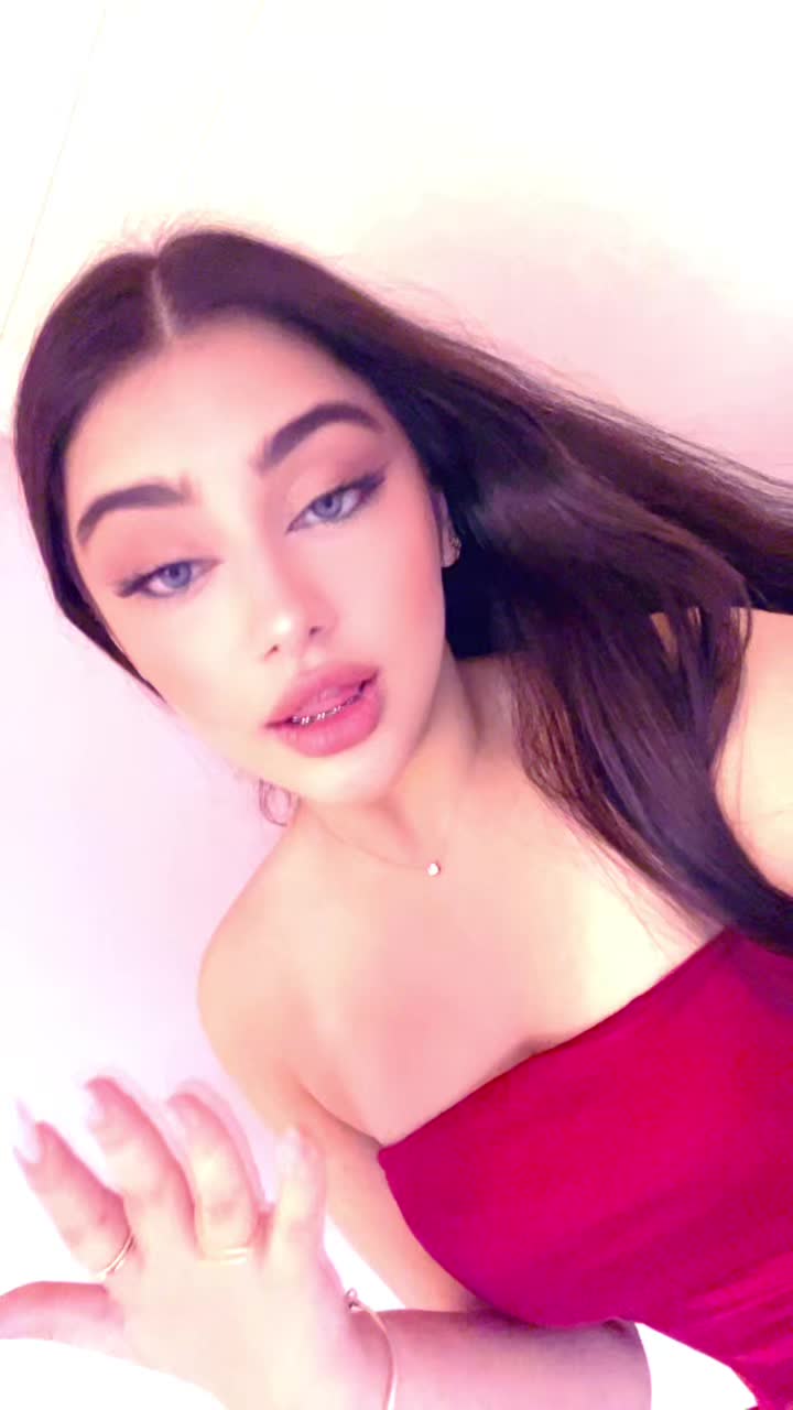 @callmegolsa