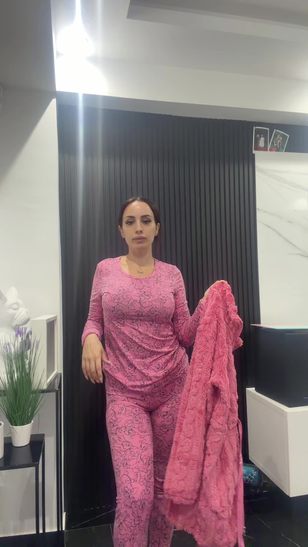@Modas Daniela
