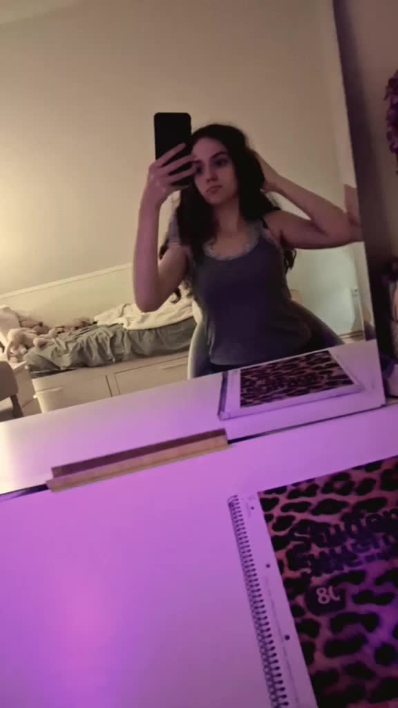 @Sophia