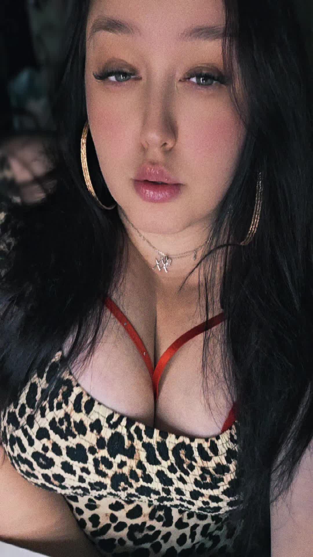 @Liz_🍭❃ུ۪ ❀۪