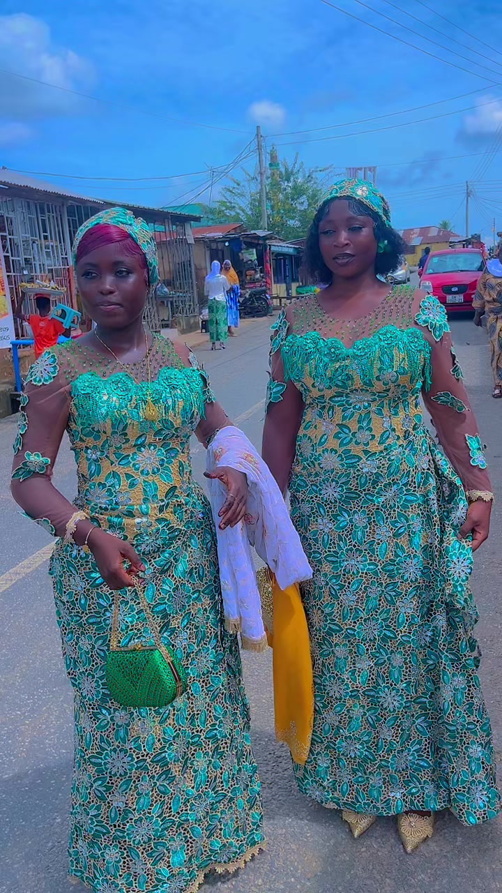 @SA ❤️LA 🦋CI 🥰OUS ✅