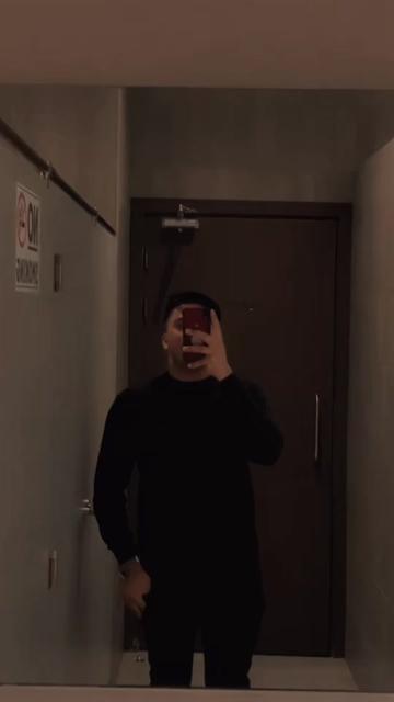 @𝕄𝕣_ℱᎯмι_☠ꨄ
