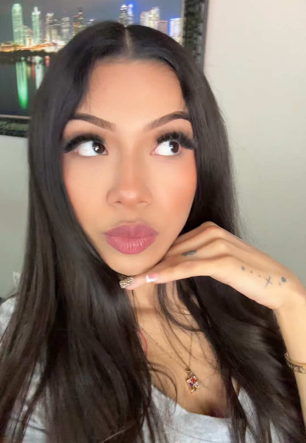 @ErendyG
