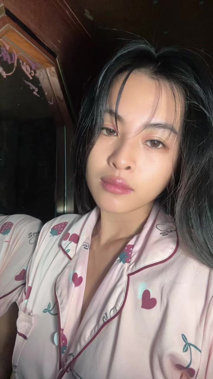 @JENNIE