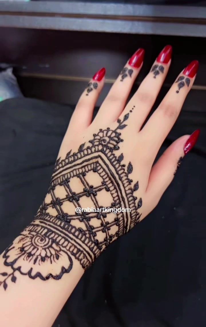 @rabiaartkingdom
