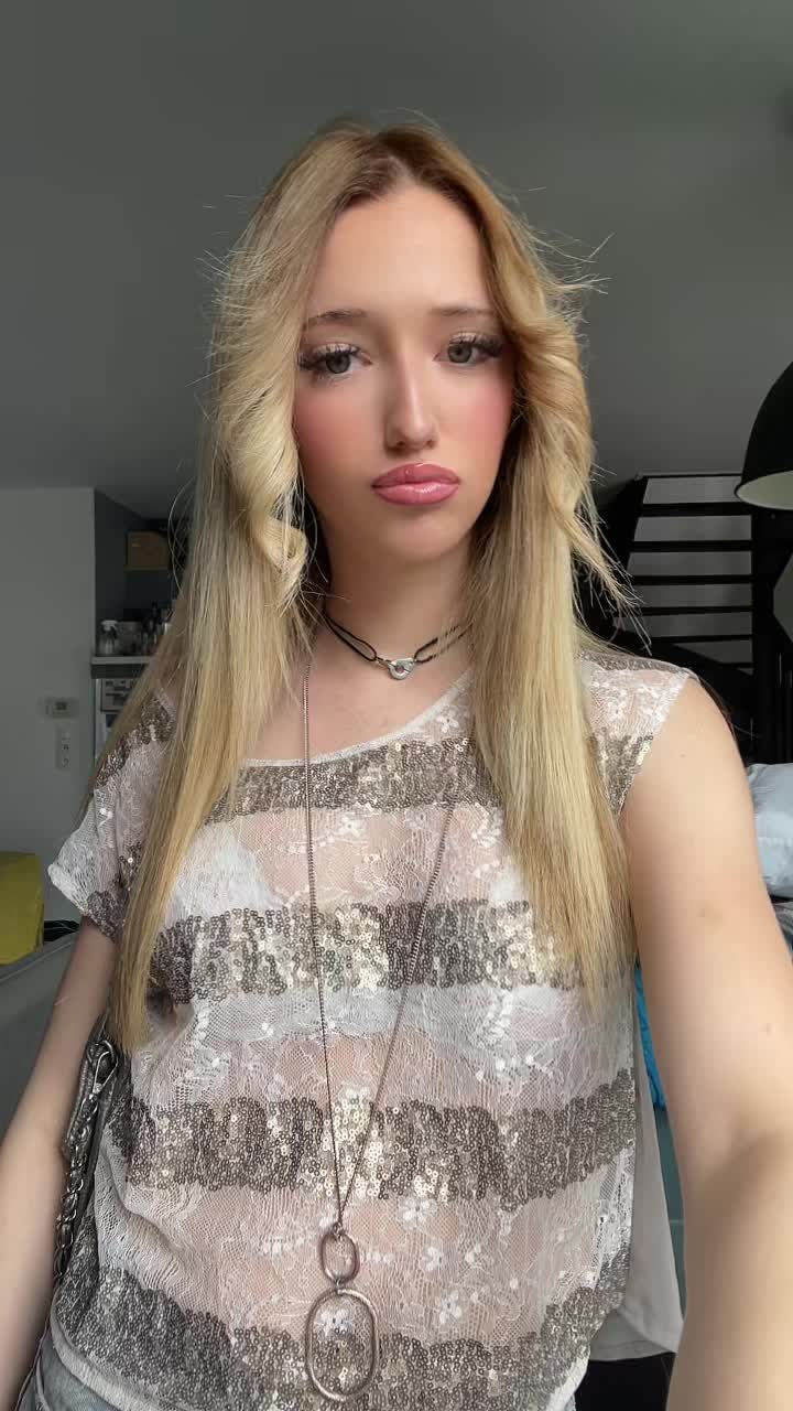 @Anya🗝️