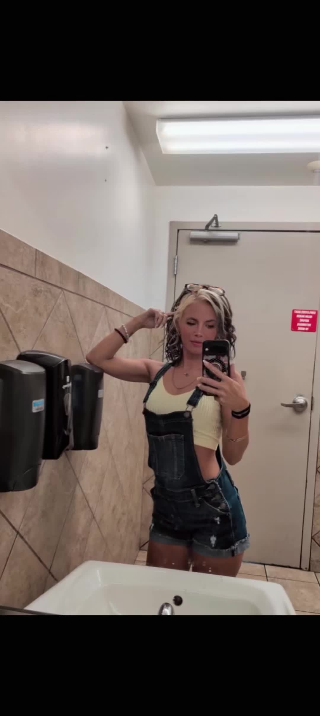 @samanthalynac
