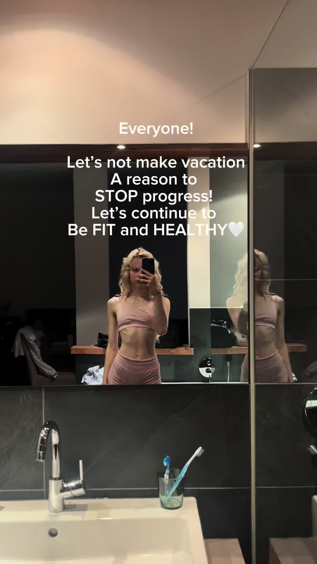 @the.realdaria