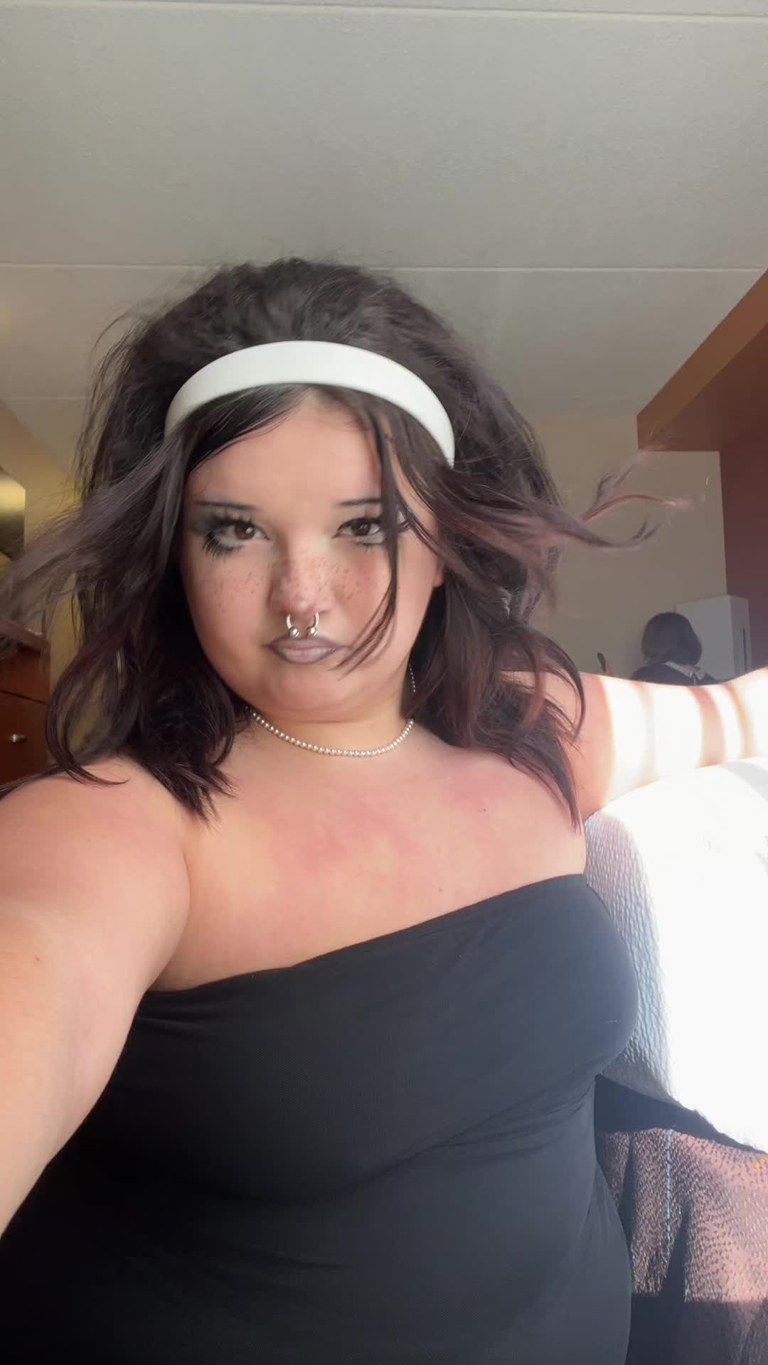 @𝒮𝒶𝒹𝒾𝑒 🎀