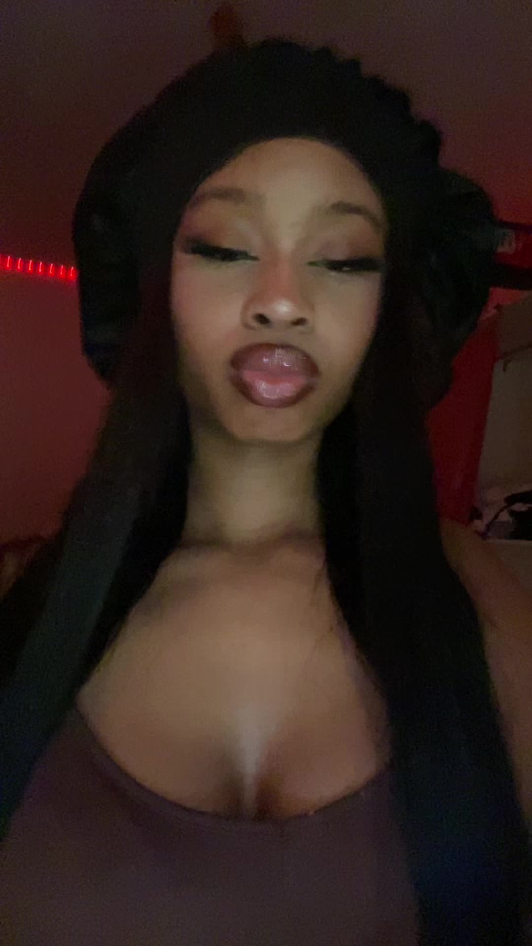 @Saretta🧛🏽🦇