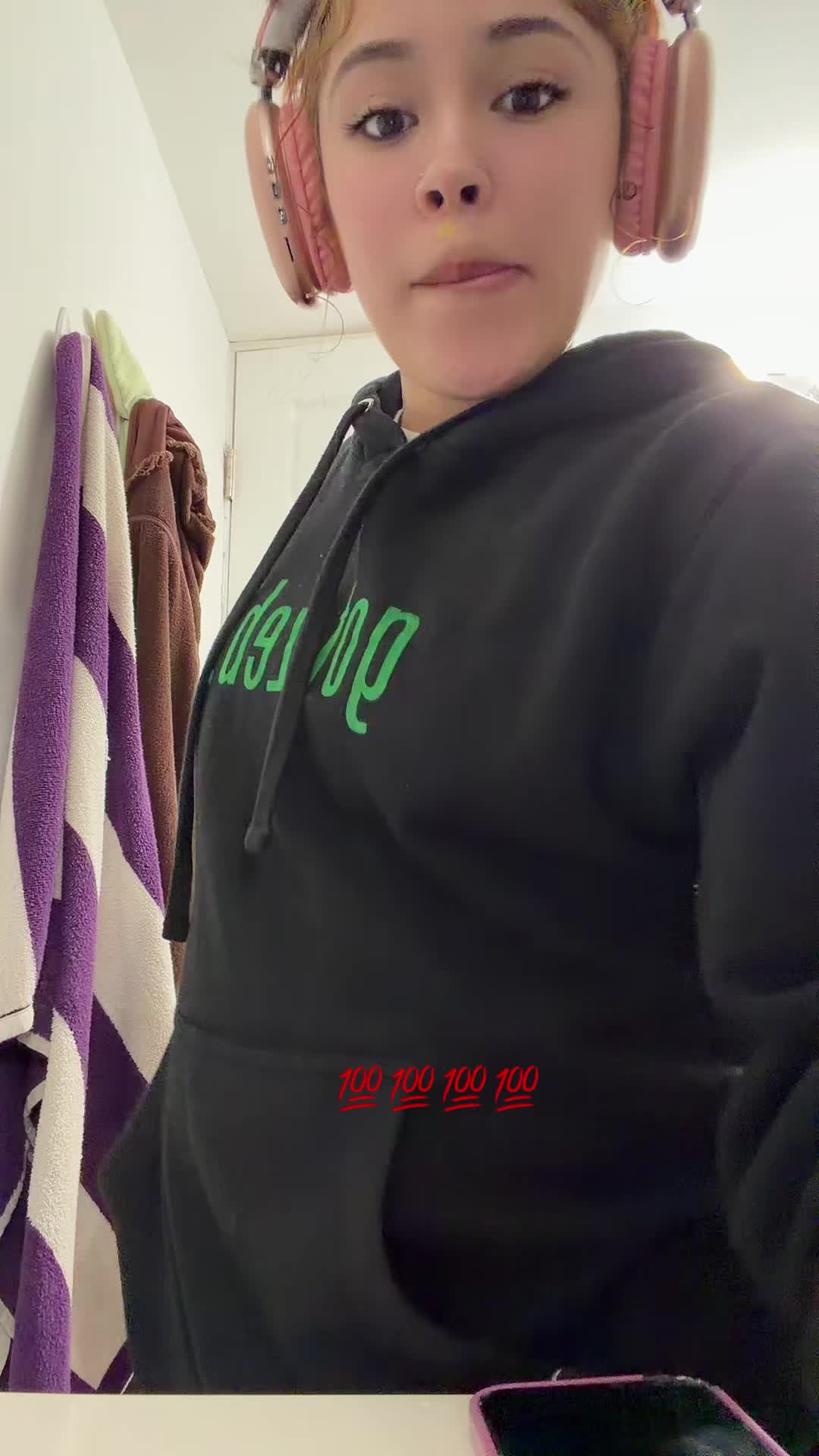 @Nini