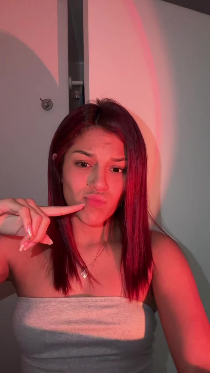 @𝓎𝑒𝒶𝓃𝓃𝒾𝓃𝒶_17