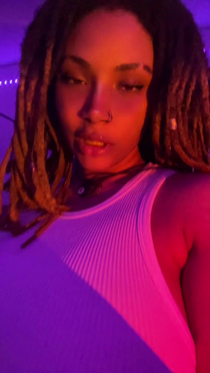 @🧿