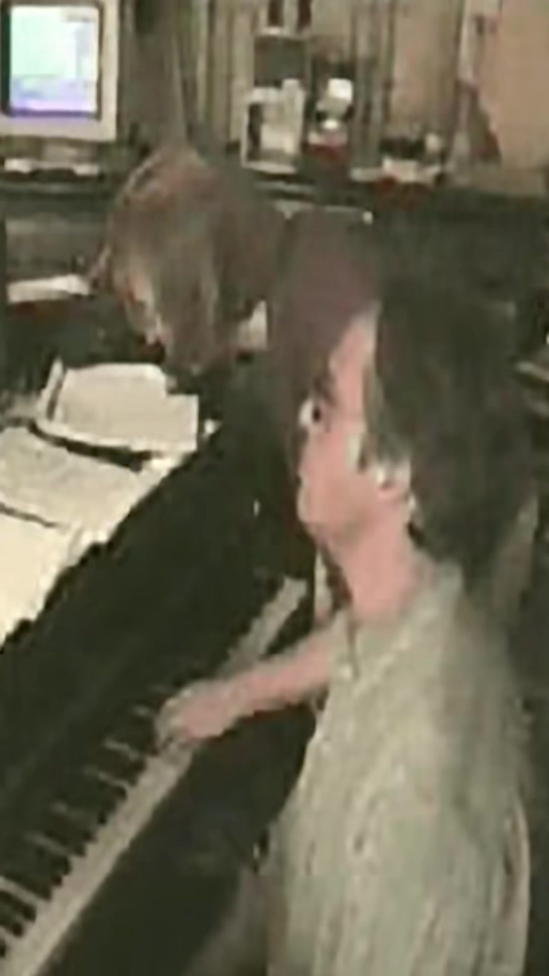 @Peter Gabriel