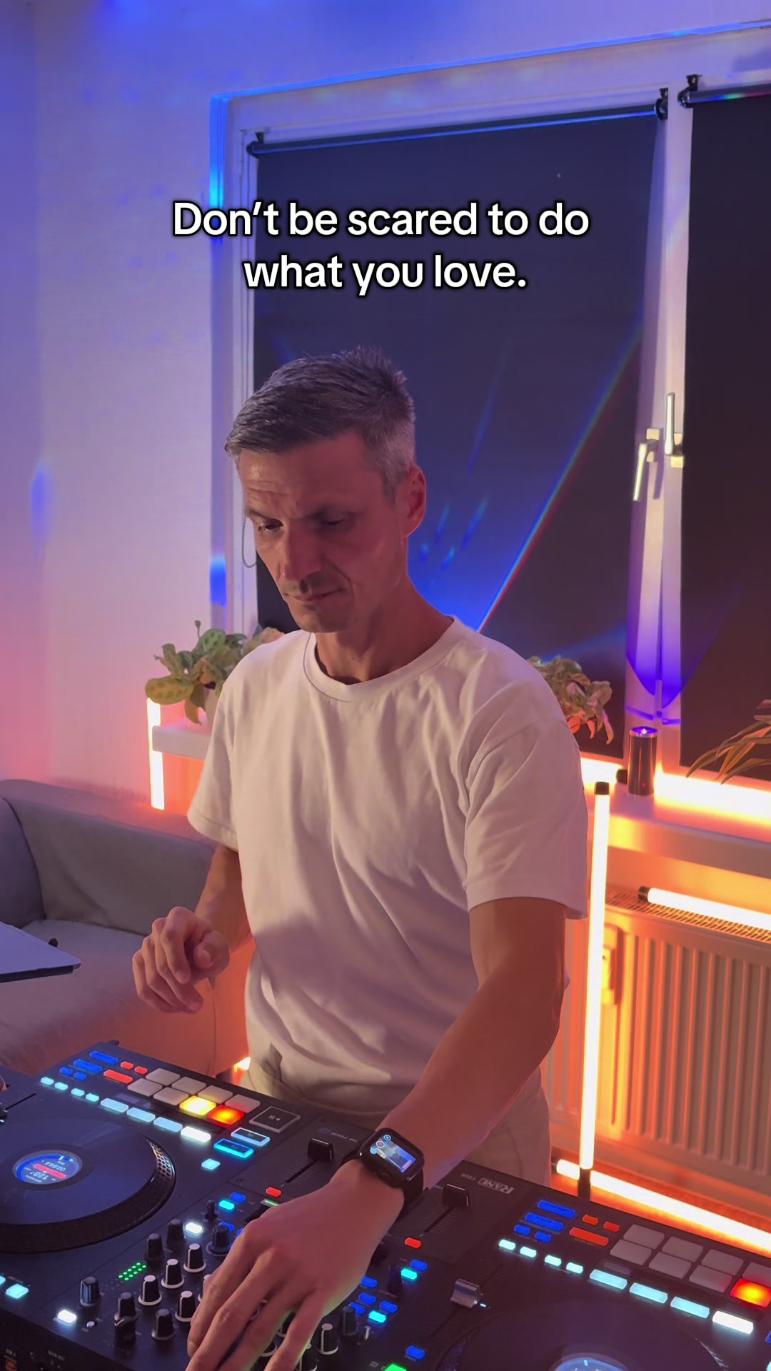 @DJ_AVELØ