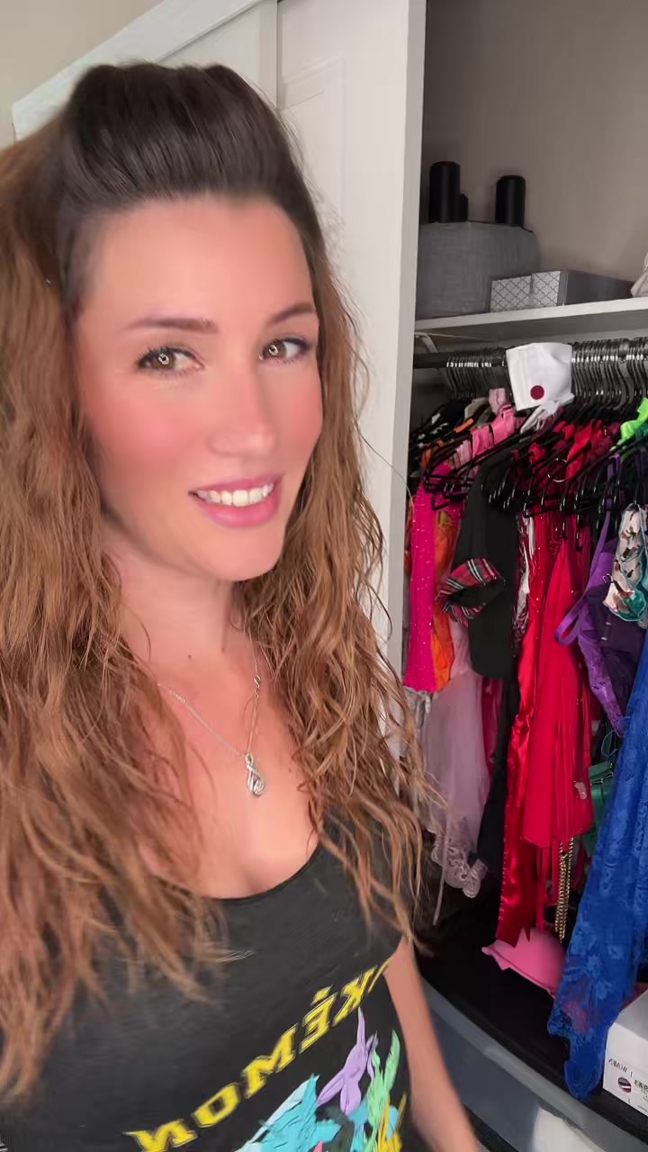 @Kaylust