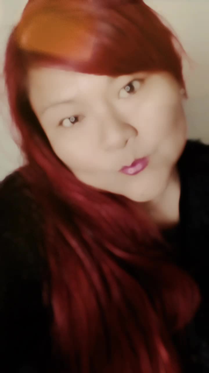 @༄👊᭄🔥D̴I̴V̴I̴N̴A̴❤️❥❥═👑💋