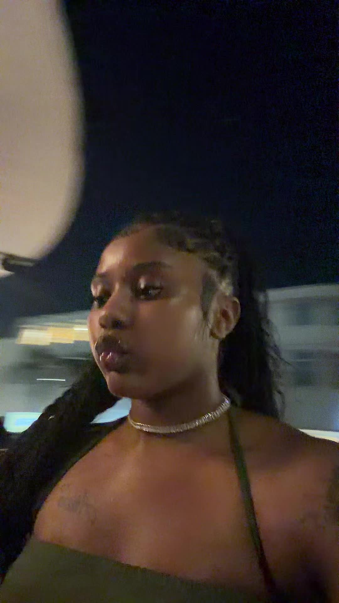 @tinaa.binaaa