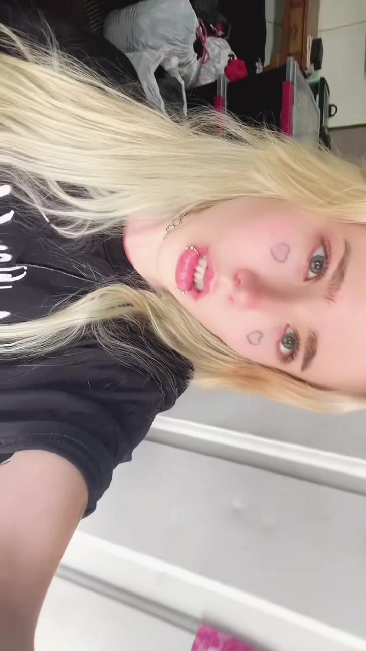 @Gothic Hippie