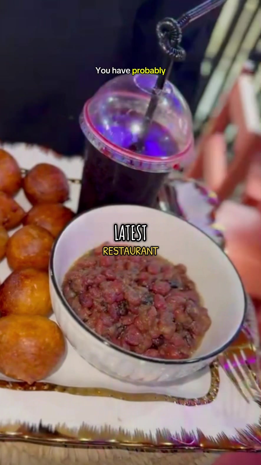 @Vlogs & Reviews