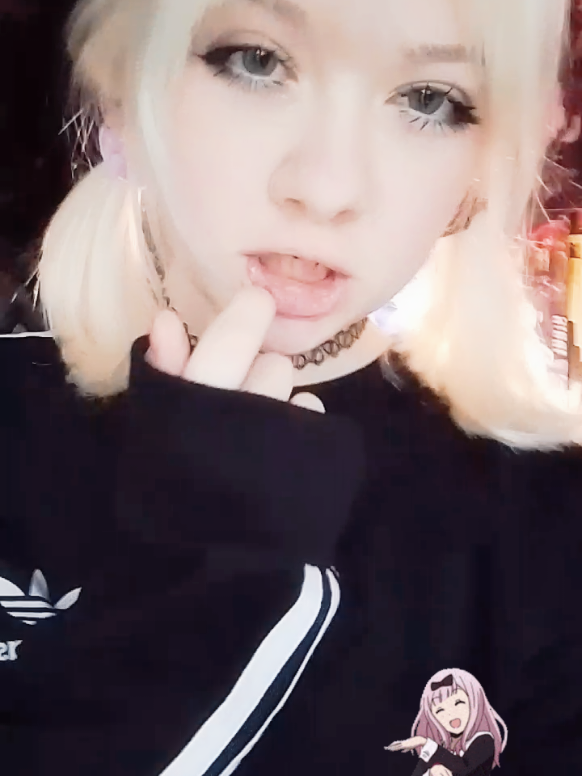 @рена чоч🎐