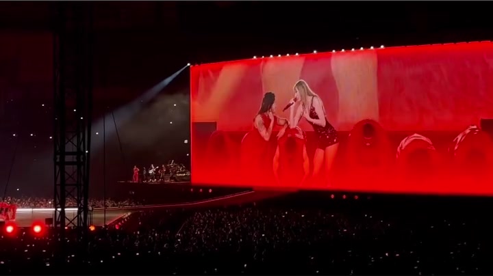 @𓂃꙳⋆videos from the eras tour