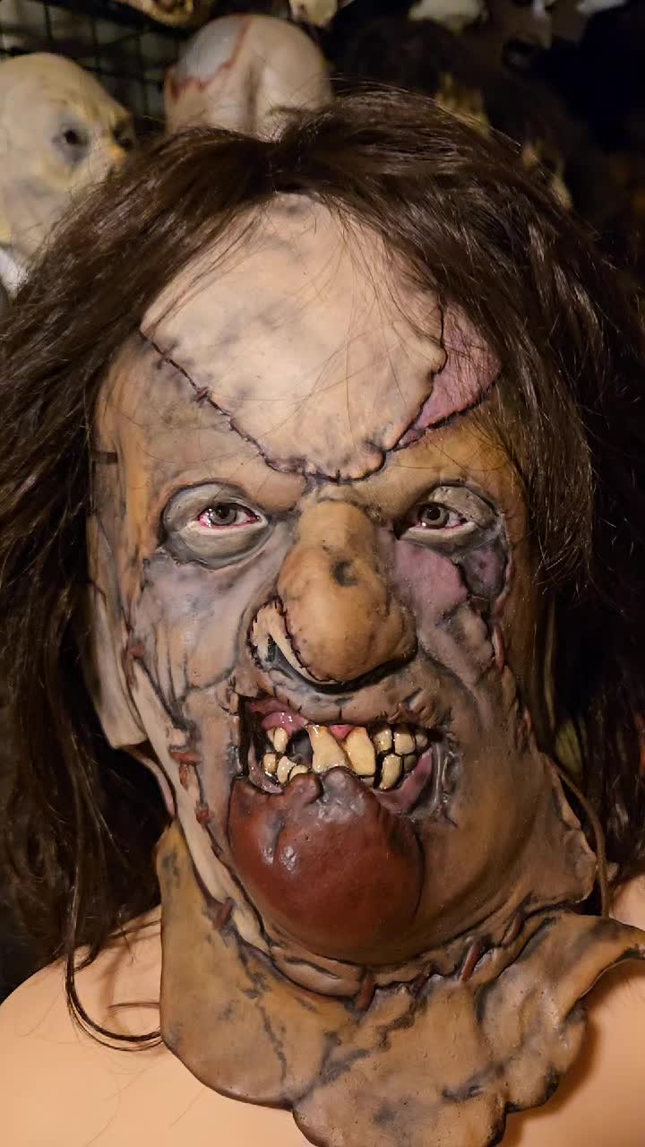 @thedeadnextdoor81