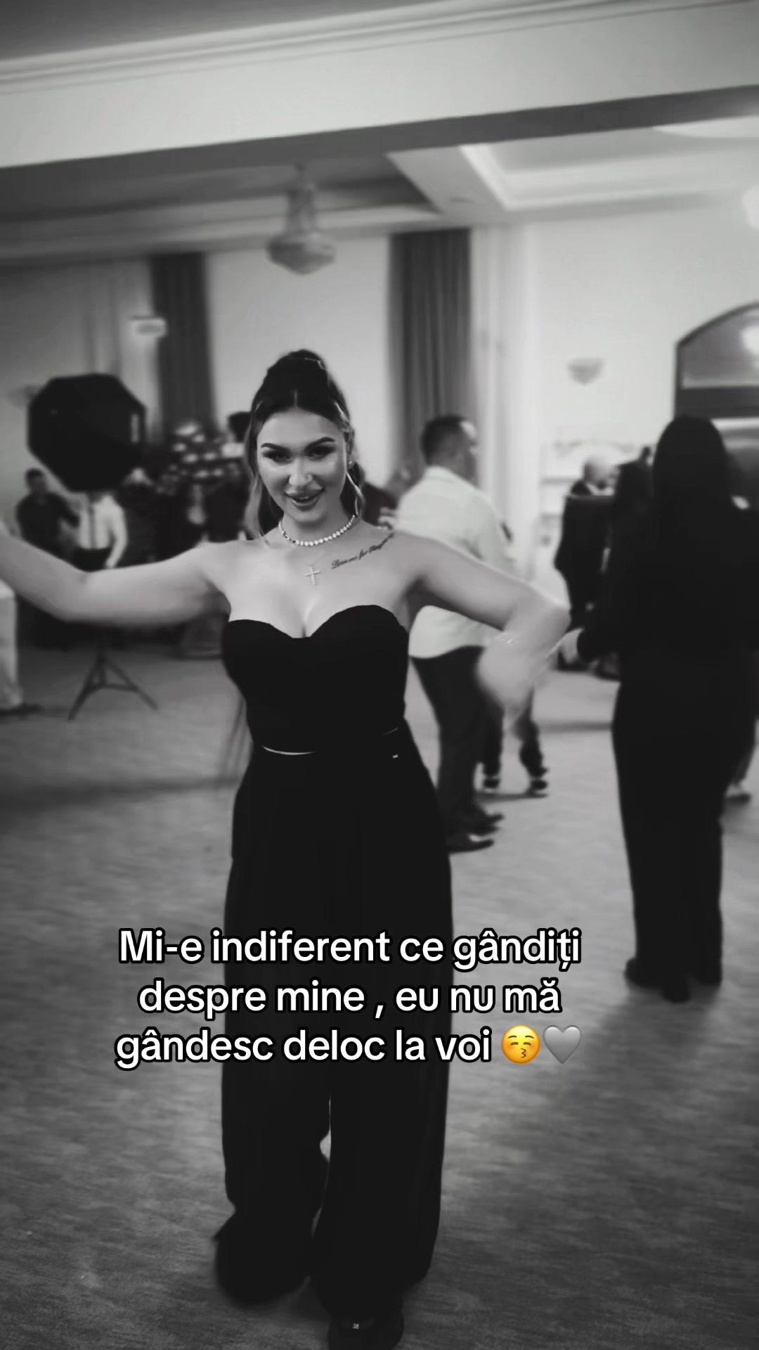 @Denysa