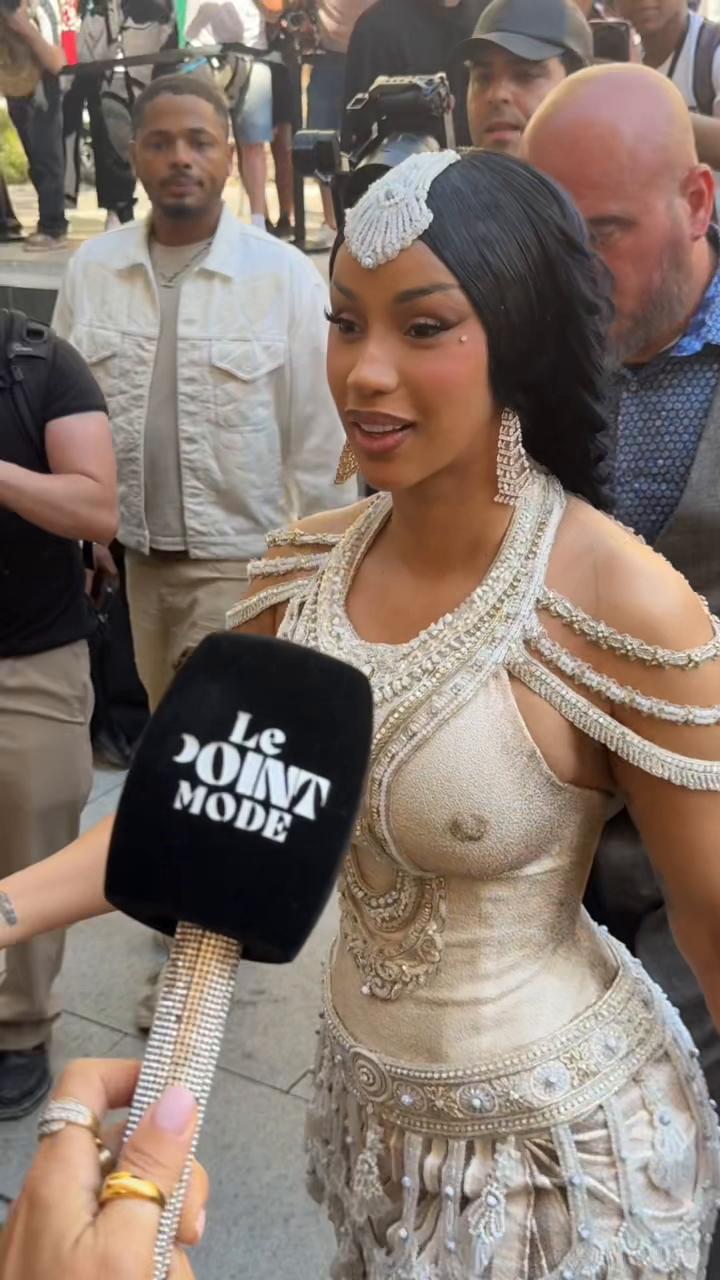 @Leslie Benaroch JOURNALISTE