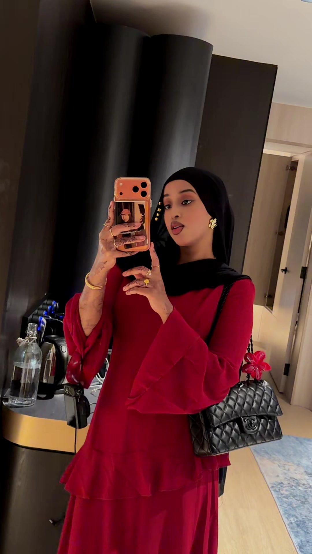 @Mushtaaq Huute👸🦋