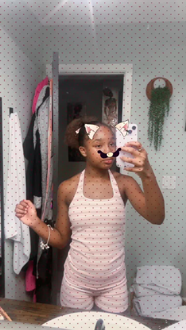 @girlyworldraedenae🪼