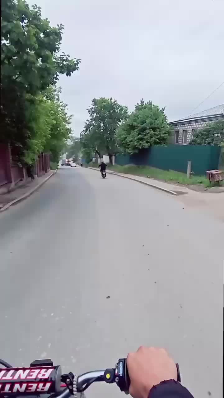 @лысый