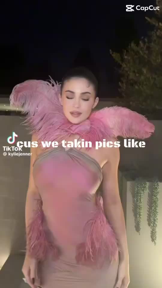 @Guesswho makes these edits Who