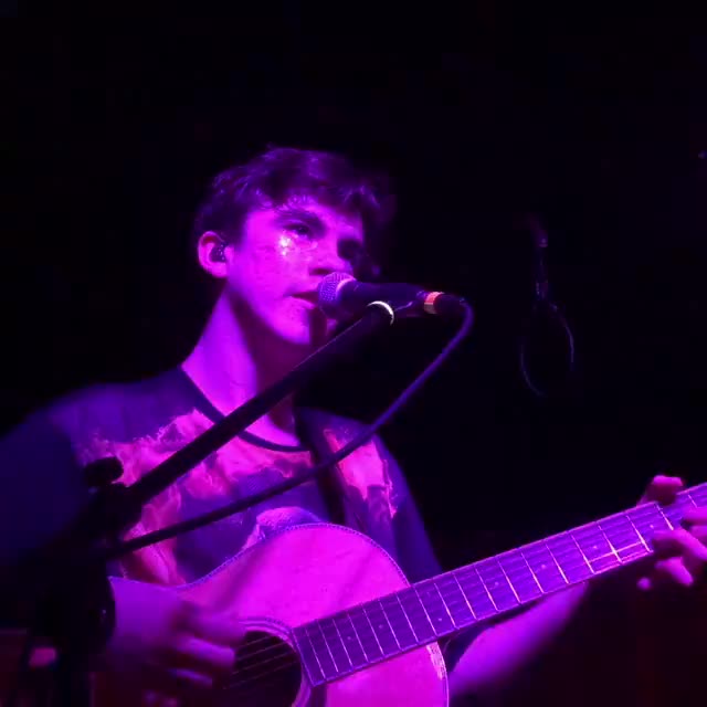 @m4kemeyourqueen