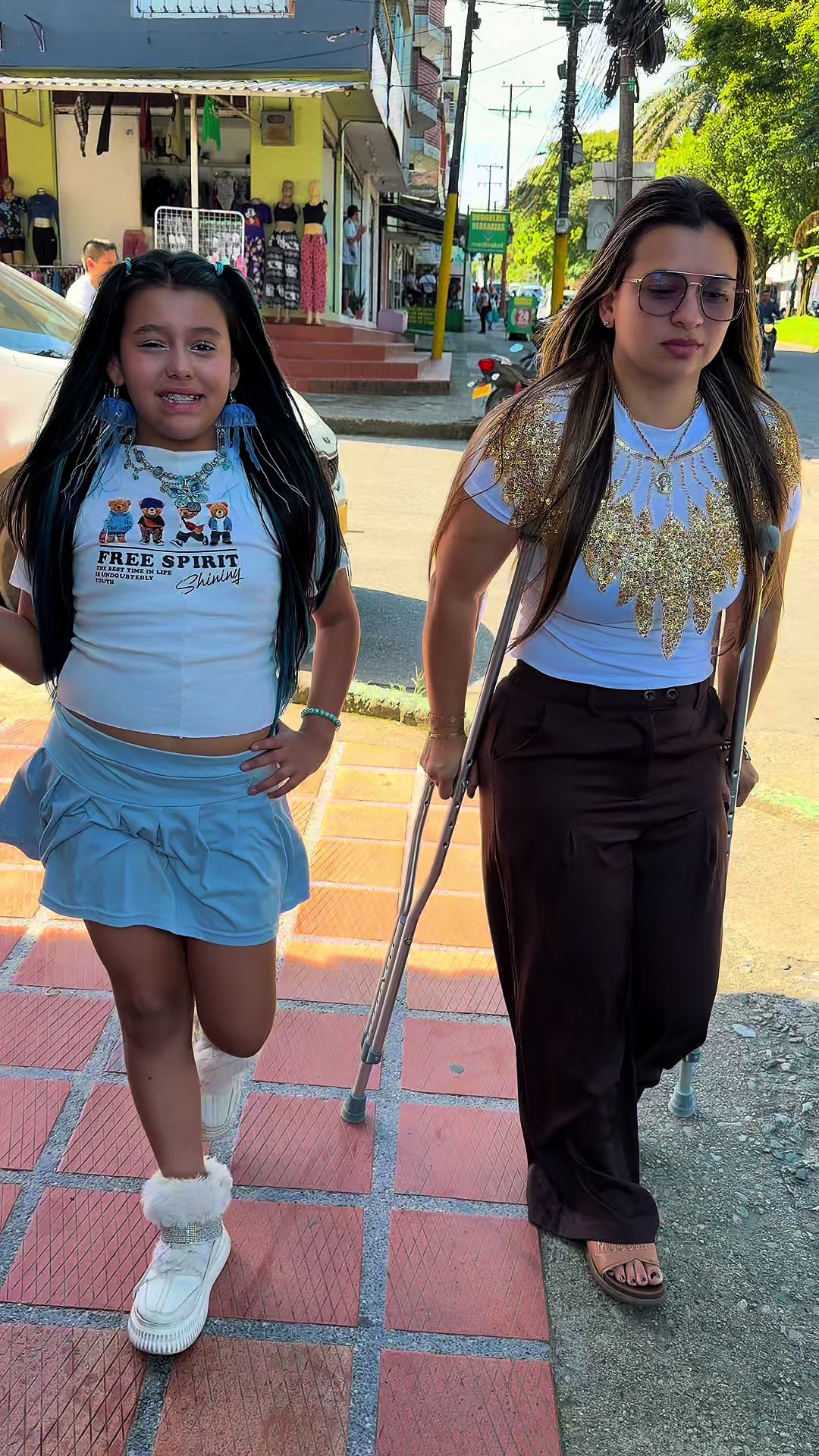 @azulaclaseb