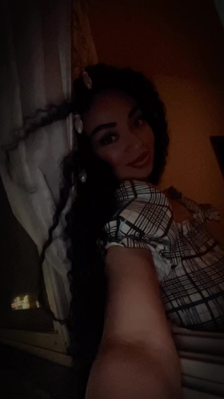@tuestok
