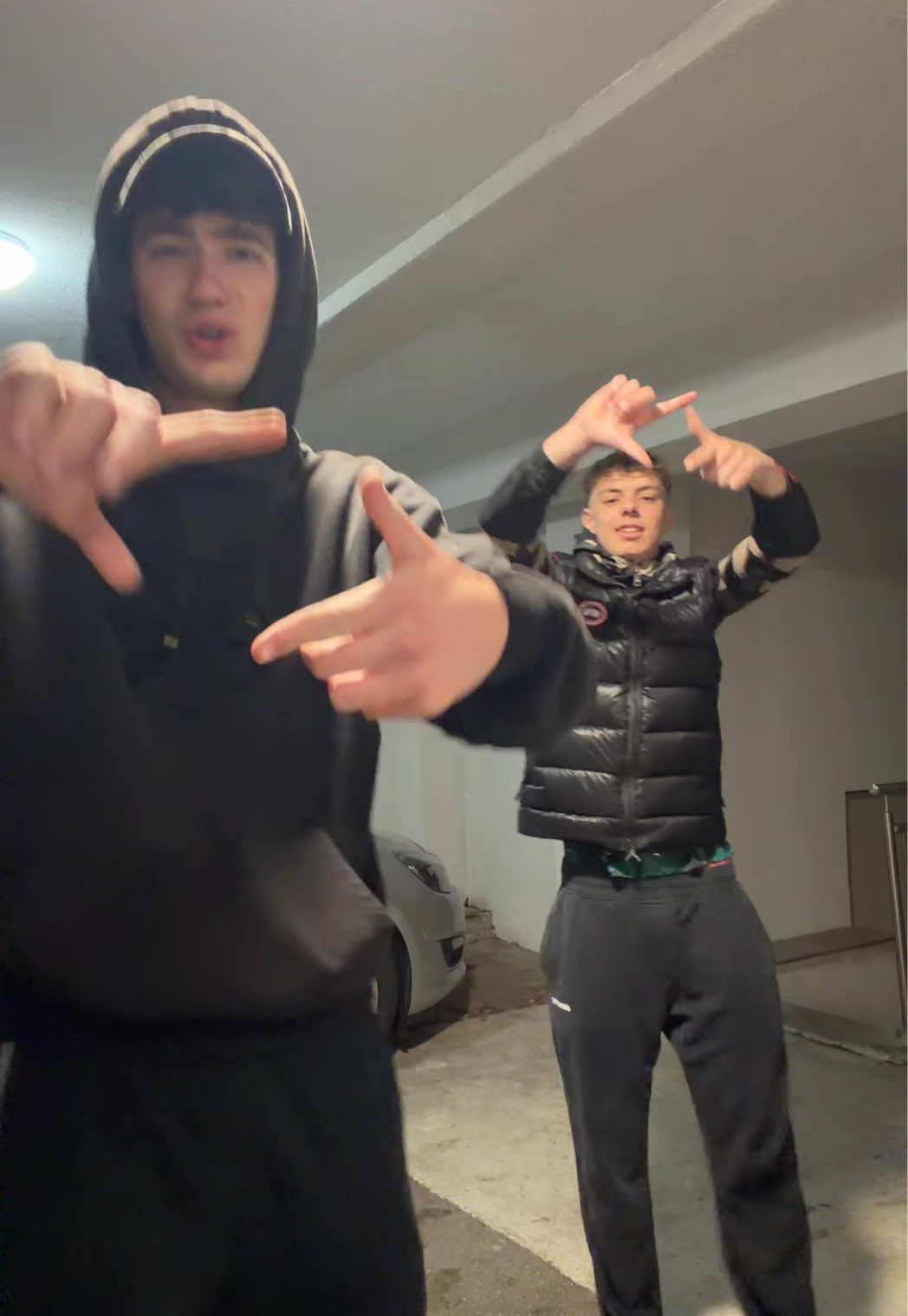 @Fezzoo10